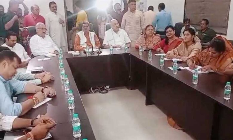 कांग्रेस 24 अगस्त को सभी जिला मुख्यालयों में करेगी प्रदर्शन, विधायक दल ने बनाई रणनीति