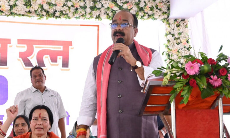 प्रदेश के उपमुख्यमंत्री अरुण साव ने सरायपाली में 13 विकास कार्यों का किया लोकापर्ण एवं भूमिपूजन…. प्रदेश के उपमुख्यमंत्री अरुण साव ने सरायपाली में 13 विकास कार्यों का किया लोकापर्ण एवं भूमिपूजन….