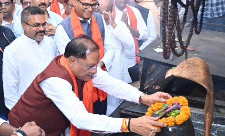 श्री श्री 108 श्री सत्यनारायण बाबा धाम कोसमनारा में पहुंचे मुख्यमंत्री श्री विष्णु देव साय: प्रदेशवासियों की सुख-समृद्धि और खुशहाली की प्रार्थना की श्री श्री 108 श्री सत्यनारायण बाबा धाम कोसमनारा में पहुंचे मुख्यमंत्री श्री विष्णु देव साय: प्रदेशवासियों की सुख-समृद्धि और खुशहाली की प्रार्थना की