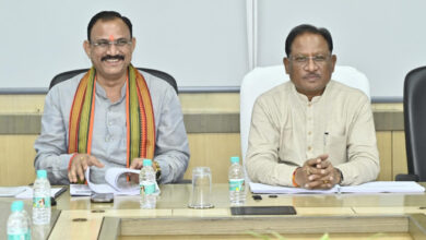 छत्तीसगढ़ में दृष्टिहीनता की रोकथाम हेतु व्यापक पहल: राज्य के 11 जिलों को भारत सरकार से मिला कैटरेक्ट ब्लाइंडनेस बैकलॉग फ्री स्टेटस (सीबीबीएफएस)