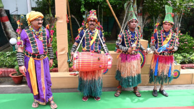 मुख्यमंत्री निवास में हरेली उत्सव: पारंपरिक लोक यंत्रों के साथ सुंदर नाचा का हो रहा आयोजन…