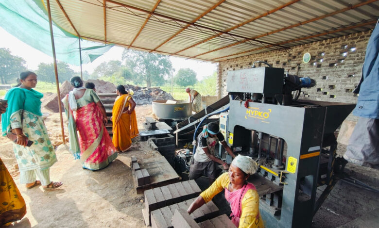 स्व-सहायता समूह की दीदियां आजीविका गतिविधियों से हुईं सशक्त, 1.24 लाख महिलाएं बनीं आत्मनिर्भर….