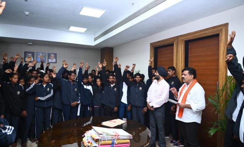 बस्तर के विकास को गति देना हमारी प्राथमिकता-उपमुख्यमंत्री विजय शर्मा…