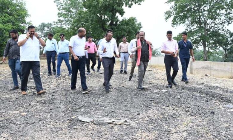 उप मुख्यमंत्री अरुण साव ने किया रतनपुर-पेंड्रा राष्ट्रीय राजमार्ग का औचक निरीक्षण, गुणवत्ता और समय-सीमा पर दिए सख्त निर्देश…. उप मुख्यमंत्री अरुण साव ने किया रतनपुर-पेंड्रा राष्ट्रीय राजमार्ग का औचक निरीक्षण, गुणवत्ता और समय-सीमा पर दिए सख्त निर्देश….