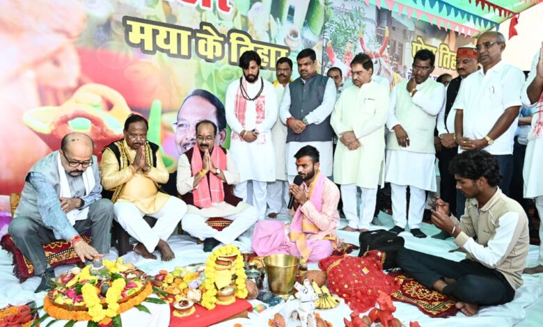 कृषि मंत्री निवास में धूमधाम से मनाया गया पारंपरिक पर्व ‘‘पोरा तिहार’’…..