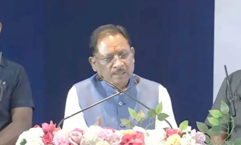 स्व. पद्मश्री सुरेंद्र दुबे की अंतिम कृति ‘मैं छत्तीसगढ़ बोलता हूं’ का विमोचन, CM साय बोले – अपनी कविताओं से सुरेंद्र दुबे ने छत्तीसगढ़ी भाषा का बढ़ाया मान…. स्व. पद्मश्री सुरेंद्र दुबे की अंतिम कृति ‘मैं छत्तीसगढ़ बोलता हूं’ का विमोचन, CM साय बोले – अपनी कविताओं से सुरेंद्र दुबे ने छत्तीसगढ़ी भाषा का बढ़ाया मान….