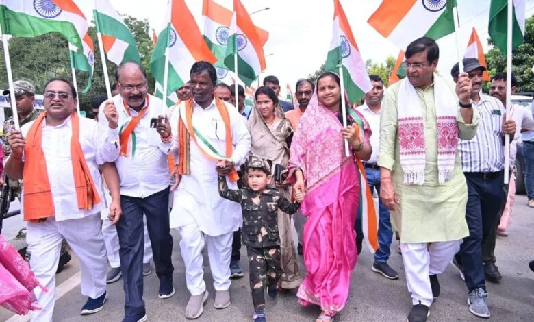 तिरंगा रैली में शामिल हुईं महिला एवं बाल विकास मंत्री श्रीमती लक्ष्मी राजवाड़े….