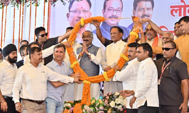 20 अगस्त को मुख्यमंत्री विष्णु देव साय का सूरजपुर प्रवास, तैयारियां तेज… 20 अगस्त को मुख्यमंत्री विष्णु देव साय का सूरजपुर प्रवास, तैयारियां तेज…